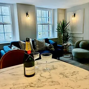 Luxury Georgian Townhouse Bath